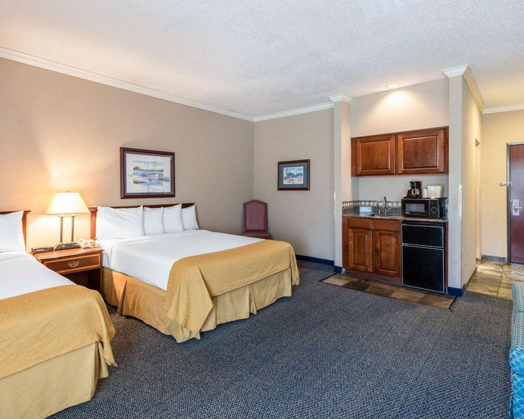 Quality Inn & Suites Seabrook- Nasa- Kemah Room photo